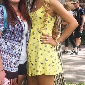 Floral yellow button up Summer dress!